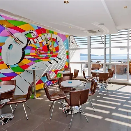 Baletna Skola Hotel Kaštel Kambelovac